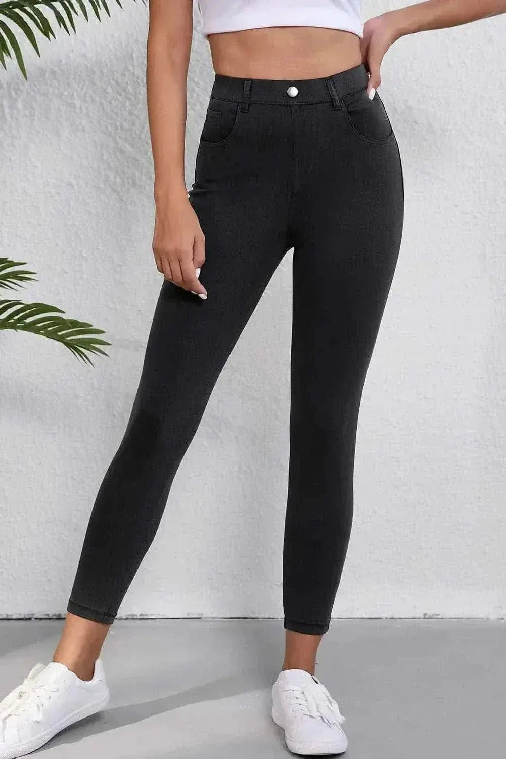 High-waist jeans with pockets - Love Salve
